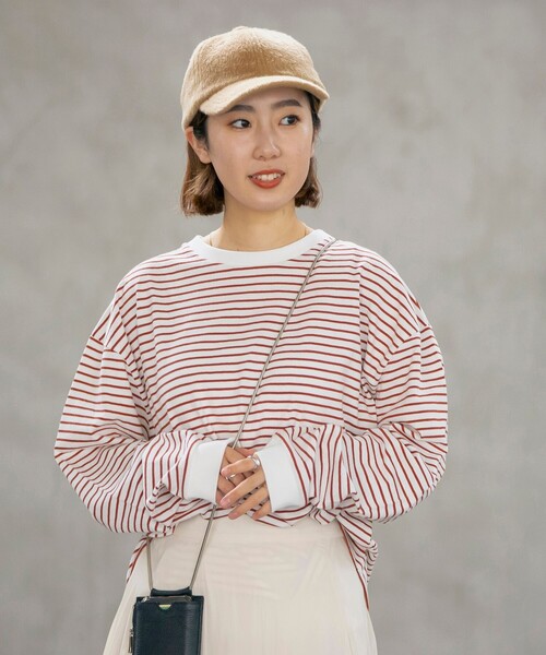 coen（コーエン）の「定番のUSAコットン使用。レトロボーダー袖ボリュームリンガーTシャツ（WEB限定カラー）（Tシャツ/カットソー・レディース・ブラック/パープル/ケリー/オレンジ/ベージュ/ブラウン/ダークグリーン/ネイビー/マスタード/ナチュラル・MEDIUM/LARGE）」の20枚目の写真