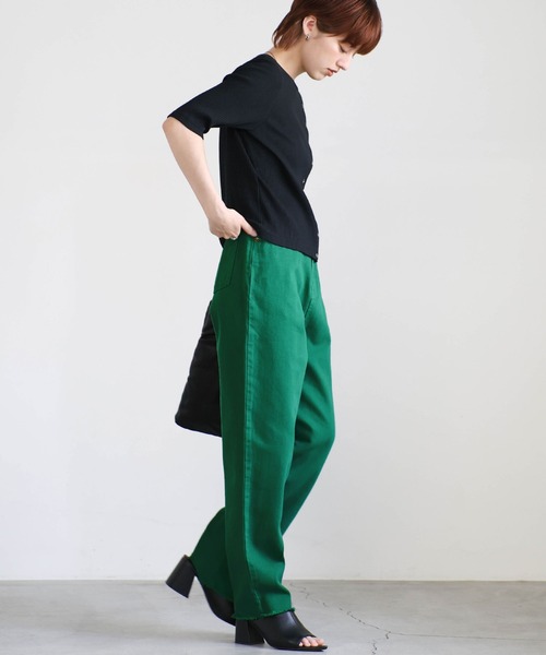 select MOCA by sayo(セレクトモカバイサヨ)の「カラーツイルテーパードパンツ(デニムパンツ・レディース・ピンク/イエロー/グリーン/パープル/ブルー・SMALL/MEDIUM)」の16枚目の写真