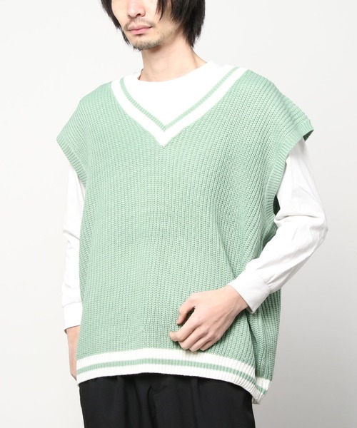 CORPUS　SELECT（コーパストーキョー）の「ビッグシルエット 畦編み チルデンニットベスト（ベスト・メンズ・ブルー/ブラック/グリーン/ブラウン/オフホワイト・L/M）」の11枚目の写真