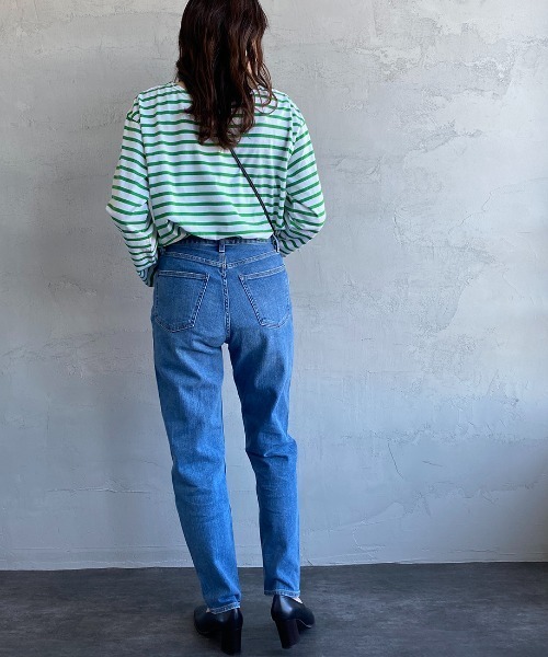 RED CARD TOKYO（レッドカード）の「[RED CARD/レッドカード] CAROL ハイウエスト スリムストレートデニム（デニムパンツ・レディース・インディゴブルー・22/23/24/25）」の15枚目の写真