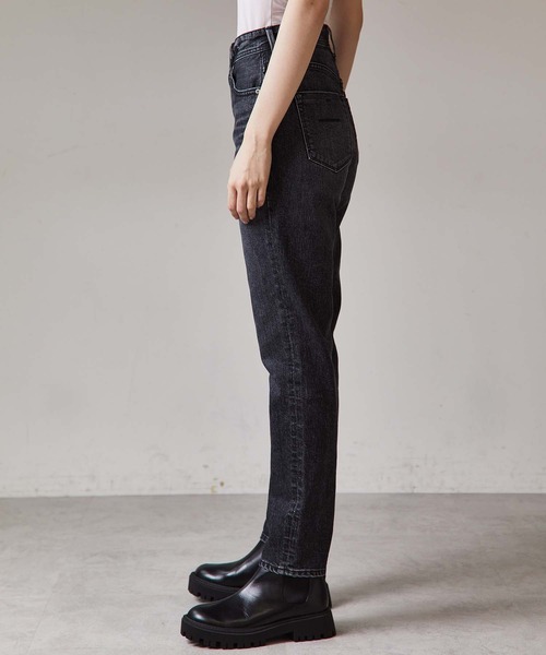新品 未使用 YANUK ヤヌーク High Waist Ruth デニムパンツ YANUK（ヤヌーク）の「【YANUK/ヤヌーク】HIGH WAIST RUTH ユーズド