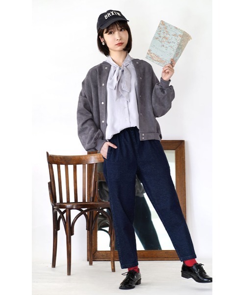 zootie（ズーティー）の「ヘビーウェイト デニム ルーズテーパードパンツ（デニムパンツ・レディース・インディゴブルー・M-L/S-M/L-XL）」の13枚目の写真
