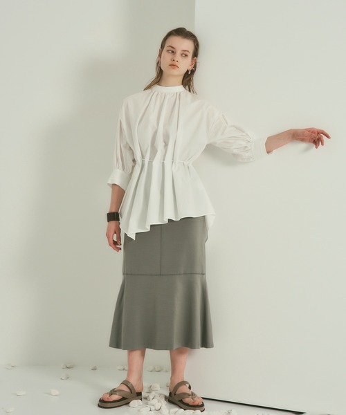 PUBLIC TOKYO（パブリックトウキョウ）の「【岐阜県産】ボリュームスリーブアシメヘムブラウス/オーバーサイズシャツ/ウォッシャブル（シャツ/ブラウス・レディース・ホワイト/ブラック/ミント・FREE）」の6枚目の写真