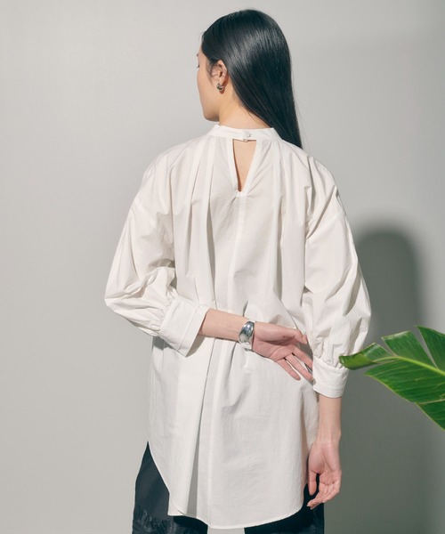 PUBLIC TOKYO（パブリックトウキョウ）の「【岐阜県産】ボリュームスリーブアシメヘムブラウス/オーバーサイズシャツ/ウォッシャブル（シャツ/ブラウス・レディース・ホワイト/ブラック/ミント・FREE）」の20枚目の写真