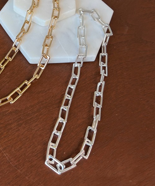 DouDou（ドゥドゥ）の「スクエアチェーンネックレス（ネックレス・レディース・シルバー/ゴールド・FREE）」の2枚目の写真