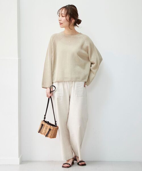 le.coeur blanc(ルクールブラン)の「バックシャンホールガーメント針抜きニット(ニット/セーター・レディース・ベージュ/モカ・38)」の10枚目の写真