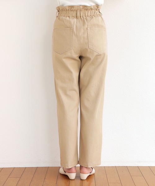 andme(アンドミー)の「コットンツイルウエストギャザーストレートパンツ(その他パンツ・レディース・ブラック/ベージュ/オフホワイト/グリーン・S/M/L)」の12枚目の写真