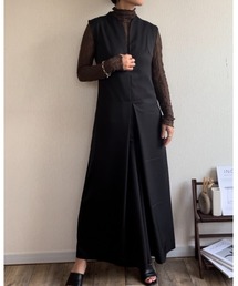 Ritzy | オールインワンVネックノースリワンピース(ワンピース)