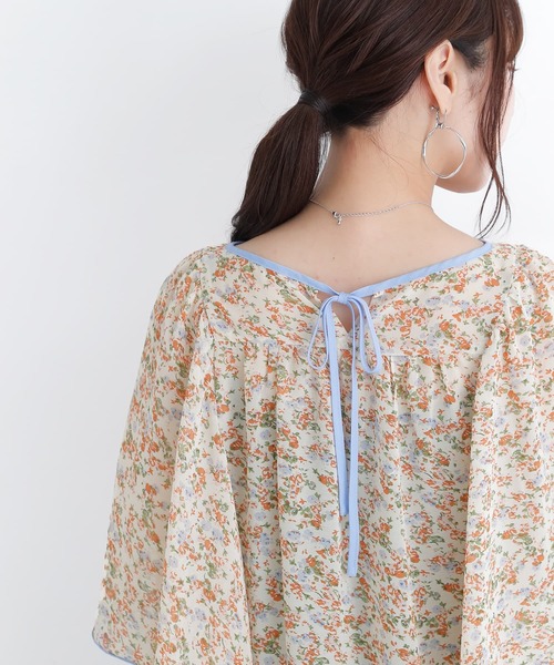 osharewalker（オシャレウォーカー）の「【廃盤】『花柄プリントラッフルフリルブラウス』（シャツ/ブラウス・レディース・ブラック/グリーン/アイボリー・1/2）」の5枚目の写真