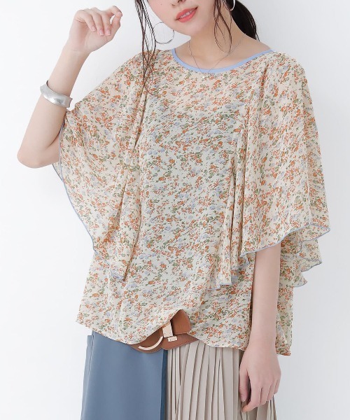 osharewalker（オシャレウォーカー）の「【廃盤】『花柄プリントラッフルフリルブラウス』（シャツ/ブラウス・レディース・ブラック/グリーン/アイボリー・1/2）」の4枚目の写真