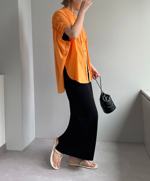 CAPRICIEUX LE'MAGE(カプリシューレマージュ)の「ヨークギャザーフレンチシャツ(シャツ/ブラウス・レディース・ホワイト/ピンク/オレンジ/グリーン・FREE)」の17枚目の写真