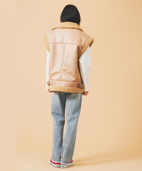 MILKFED.（ミルクフェド）の「FAUX MOUTON VEST（ムートンコート・レディース・ブラック/ベージュ/ブラウン・ONE SIZE）」の6枚目の写真