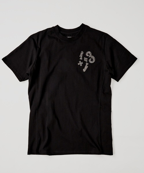 1piu1uguale3 RELAX(ウノピュウノウグァーレトレリラックス)の「【1PIU1UGUALE3 RELAX】CURSIVE T-SHIRT / 1+1=3 RHINESTONE T-SHIRT / RAINBOW LOGO T-SHIRT(Tシャツ/カットソー・メンズ・ホワイト系1/ホワイト系2/ホワイト系3/ブラック系1/ブラック系2/ブラック系3・MEDIUM/LARGE/X-LARGE)」の17枚目の写真