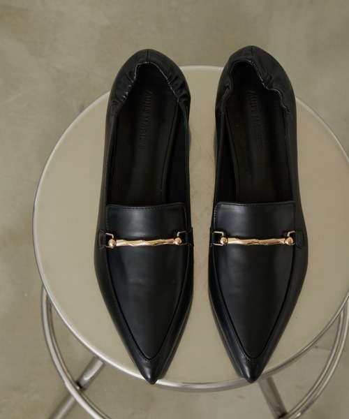 Aunt Marie's（アントマリーズ）の「ポインテッドトゥビットローファー（ローファー・レディース・ホワイト/ブラック/アッシュブラウン・S/M/L）」の4枚目の写真