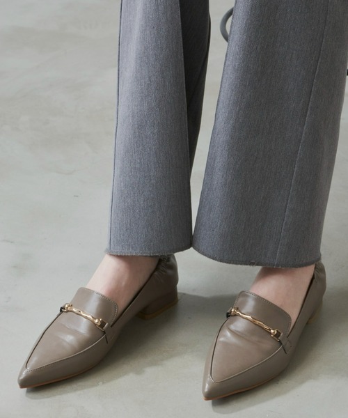 Aunt Marie's（アントマリーズ）の「ポインテッドトゥビットローファー（ローファー・レディース・ホワイト/ブラック/アッシュブラウン・S/M/L）」の19枚目の写真