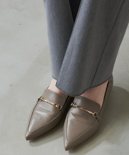 Aunt Marie's（アントマリーズ）の「ポインテッドトゥビットローファー（ローファー・レディース・ホワイト/ブラック/アッシュブラウン・S/M/L）」の20枚目の写真