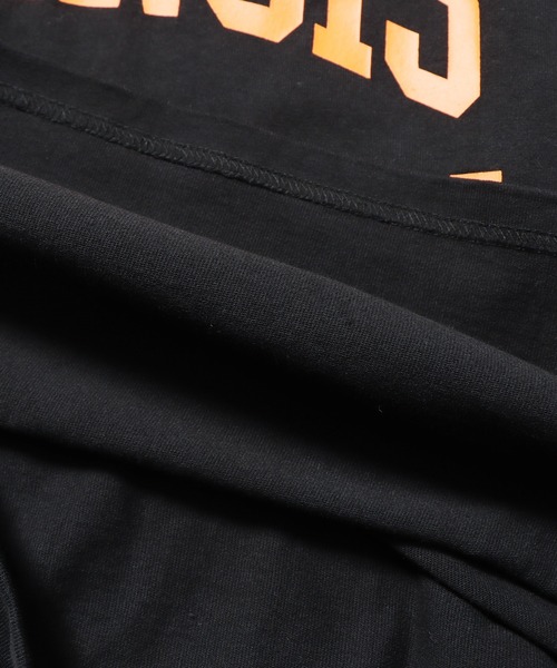UNIVERSAL OVERALL(ユニバーサルオーバーオール)の「UNIVERSAL OVERALL/ユニバーサルオーバーオール ILLINOIS PRINT L/S ロンT(Tシャツ/カットソー・メンズ・ダークグリーン/ホワイト/ベージュ/ブラック・M/XL/L)」の13枚目の写真