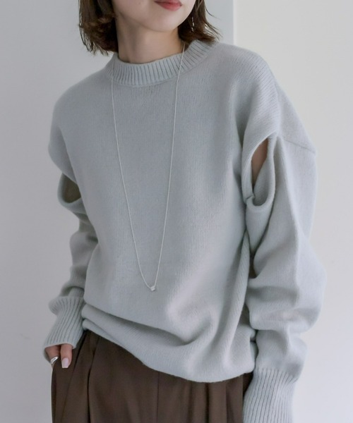 mline（エムライン）の「[mline] ショルダースリットニット（ニット/セーター・レディース・チャコールグレー/グリーン/アイボリー・FREE）」の3枚目の写真