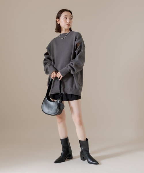 mline（エムライン）の「[mline] ショルダースリットニット（ニット/セーター・レディース・チャコールグレー/グリーン/アイボリー・FREE）」の8枚目の写真