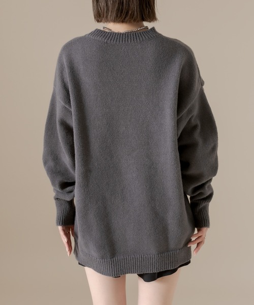 mline（エムライン）の「[mline] ショルダースリットニット（ニット/セーター・レディース・チャコールグレー/グリーン/アイボリー・FREE）」の17枚目の写真