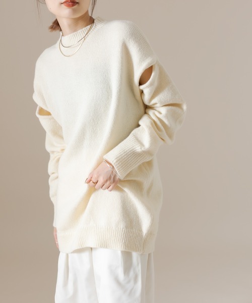 mline（エムライン）の「[mline] ショルダースリットニット（ニット/セーター・レディース・チャコールグレー/グリーン/アイボリー・FREE）」の16枚目の写真