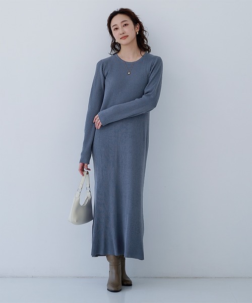 UR'S（ユアーズ）の「ロングスリーブリブニットワンピース（ワンピース・レディース・ブラック/ブルー/アイボリー・S/M/L）」の3枚目の写真
