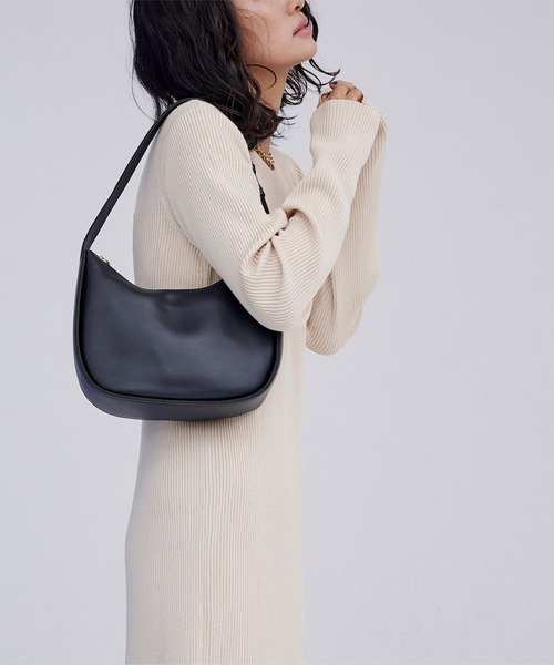 UR'S（ユアーズ）の「ロングスリーブリブニットワンピース（ワンピース・レディース・ブラック/ブルー/アイボリー・S/M/L）」の8枚目の写真