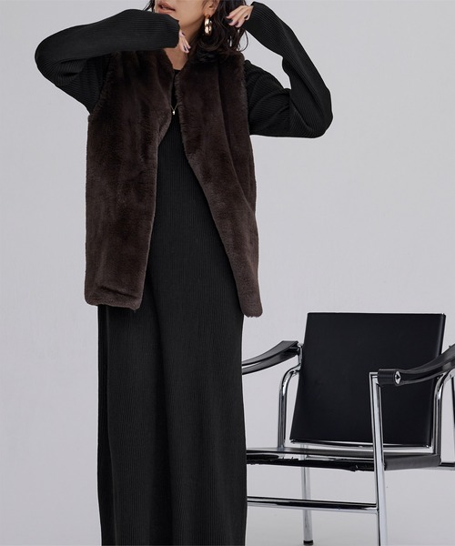 UR'S（ユアーズ）の「ロングスリーブリブニットワンピース（ワンピース・レディース・ブラック/ブルー/アイボリー・S/M/L）」の11枚目の写真