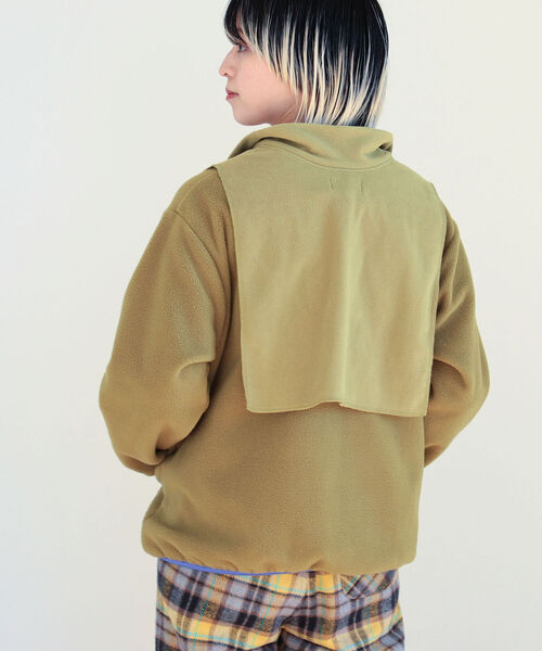 BEAMS BOY（ビームスボーイ）の「BEAMS BOY / デタッチカラー フリース プルオーバー（その他トップス・レディース・パープル/オリーブ・ONE SIZE）」の4枚目の写真