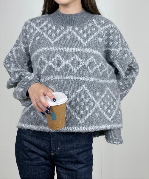 StyleSea（スタイルシー）の「ダイヤ柄ジャガードモックネックニット（ニット/セーター・レディース・チャコールグレー/ブルー/アイボリー・MEDIUM）」の4枚目の写真