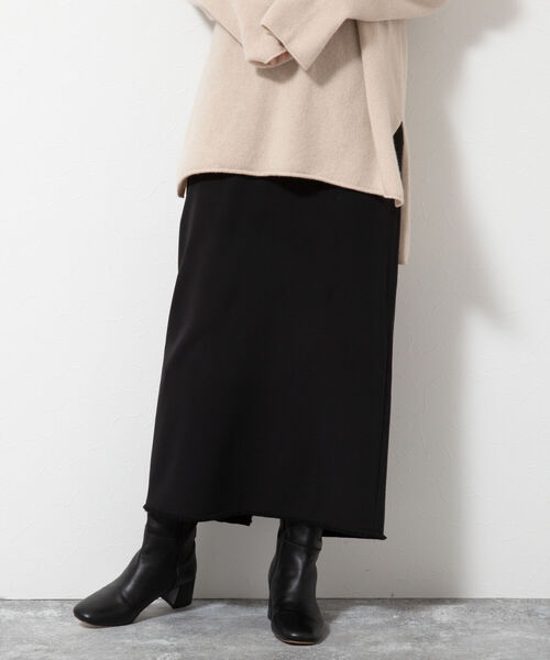 NOLLEY’S（ノーリーズ）の「ウォッシャブルギャバフリンジロングタイトスカート（スカート・レディース・ブラック・38/36）」の11枚目の写真