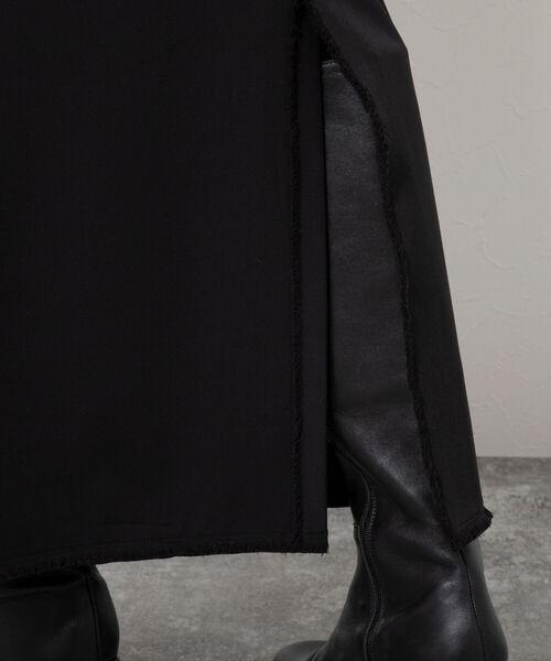 NOLLEY’S（ノーリーズ）の「ウォッシャブルギャバフリンジロングタイトスカート（スカート・レディース・ブラック・38/36）」の22枚目の写真