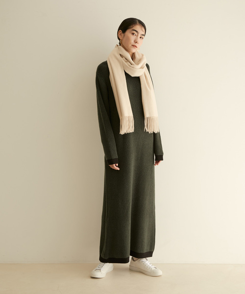 SALON adam et rope'（サロン アダム エ ロペ）の「【WEB限定】大判無地ストール（ストール/ショール・レディース・ホワイト/ブラウン/レッド/ブルー・FREE）」の17枚目の写真