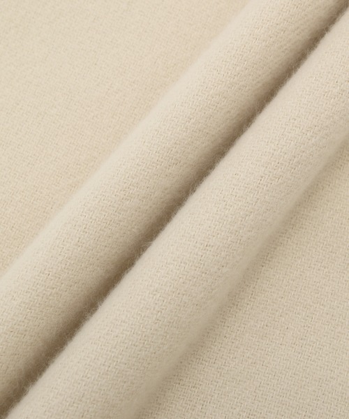 SALON adam et rope'（サロン アダム エ ロペ）の「【WEB限定】大判無地ストール（ストール/ショール・レディース・ホワイト/ブラウン/レッド/ブルー・FREE）」の13枚目の写真