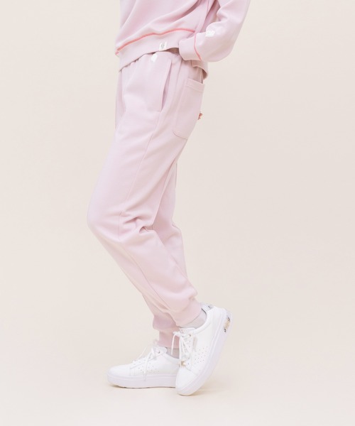 le coq sportif(ルコックスポルティフ)の「【WEB限定カプセルコレクション】 ダンボールスウェット ロングパンツ ルコック レディース スポーツ(スウェットパンツ・レディース・ホワイト/ブラック/ピンク/ブルー・SS/M(M)/S/L/XL)」の8枚目の写真