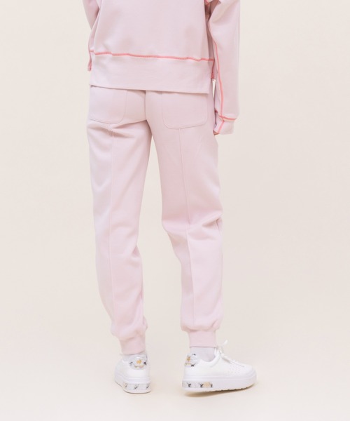 le coq sportif(ルコックスポルティフ)の「【WEB限定カプセルコレクション】 ダンボールスウェット ロングパンツ ルコック レディース スポーツ(スウェットパンツ・レディース・ホワイト/ブラック/ピンク/ブルー・SS/M(M)/S/L/XL)」の9枚目の写真