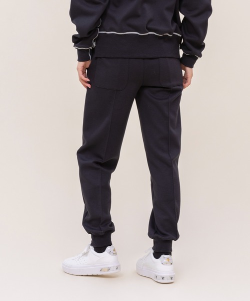 le coq sportif(ルコックスポルティフ)の「【WEB限定カプセルコレクション】 ダンボールスウェット ロングパンツ ルコック レディース スポーツ(スウェットパンツ・レディース・ホワイト/ブラック/ピンク/ブルー・SS/M(M)/S/L/XL)」の20枚目の写真
