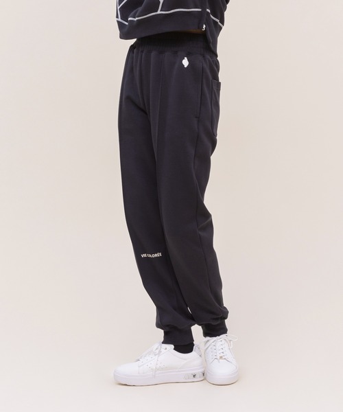 le coq sportif(ルコックスポルティフ)の「【WEB限定カプセルコレクション】 ダンボールスウェット ロングパンツ ルコック レディース スポーツ(スウェットパンツ・レディース・ホワイト/ブラック/ピンク/ブルー・SS/M(M)/S/L/XL)」の18枚目の写真