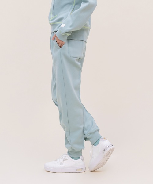 le coq sportif(ルコックスポルティフ)の「【WEB限定カプセルコレクション】 ダンボールスウェット ロングパンツ ルコック レディース スポーツ(スウェットパンツ・レディース・ホワイト/ブラック/ピンク/ブルー・SS/M(M)/S/L/XL)」の15枚目の写真