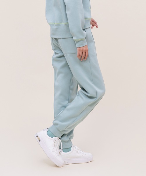 le coq sportif(ルコックスポルティフ)の「【WEB限定カプセルコレクション】 ダンボールスウェット ロングパンツ ルコック レディース スポーツ(スウェットパンツ・レディース・ホワイト/ブラック/ピンク/ブルー・SS/M(M)/S/L/XL)」の16枚目の写真
