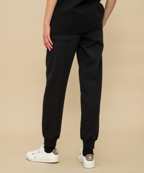 le coq sportif(ルコックスポルティフ)の「【WEB限定カプセルコレクション】 ダンボールスウェット ロングパンツ ルコック レディース スポーツ(スウェットパンツ・レディース・ホワイト/ブラック/ピンク/ブルー・SS/M(M)/S/L/XL)」の22枚目の写真