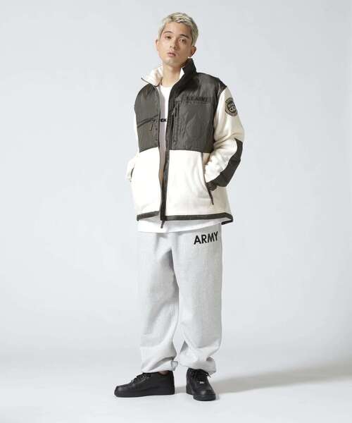 AVIREX（アヴィレックス）の「QUILT COMBI FLEECE JACKET / キルト コンビ フリース ジャケット / AVIREX / アヴィレックス / アウトドア（その他アウター・メンズ・ブラック/ホワイト系2/オリーブ系・M/XL/L/2XL）」の16枚目の写真