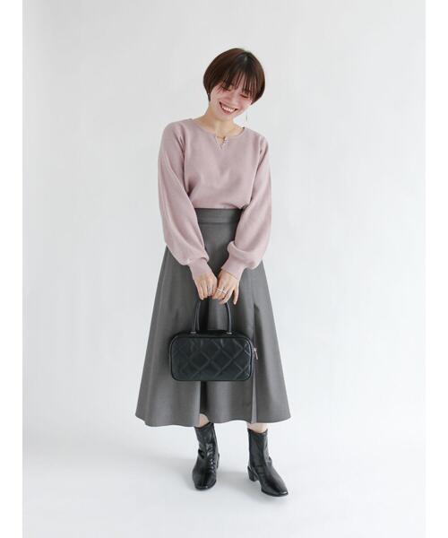 Te chichi TERRASSE（テチチテラス）の「パールバーネックニット（ニット/セーター・レディース・ネイビー/ピンク/グリーン/オフホワイト・ﾌﾘ-）」の7枚目の写真