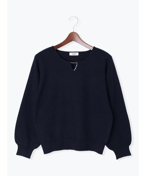 Te chichi TERRASSE（テチチテラス）の「パールバーネックニット（ニット/セーター・レディース・ネイビー/ピンク/グリーン/オフホワイト・ﾌﾘ-）」の17枚目の写真