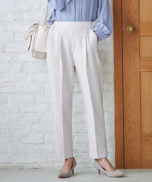 Honeys(ハニーズ)の「イージーテーパードパンツ(スラックス・レディース・ブルー系その他/ネイビー/イエロー/ピンク/グレイッシュベージュ/ブラック/アイボリー/ミント/ライトピンク/グリーン/ブルー/モカ・LL/S/M/L/SS/3L)」の2枚目の写真