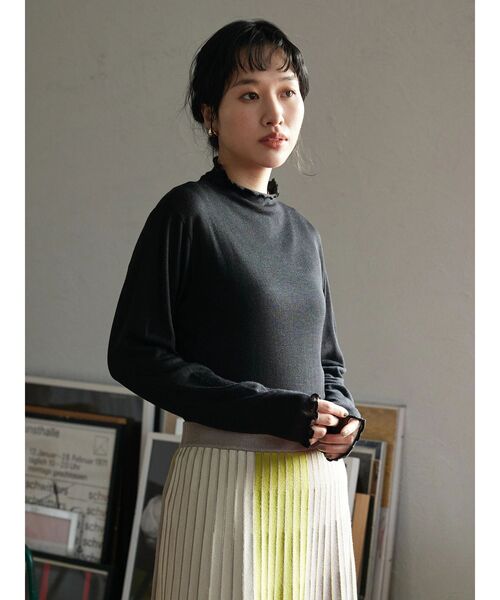 CRAFT STANDARD BOUTIQUE(クラフトスタンダードブティック)の「メロウフリルニットプルオーバー(ニット/セーター・レディース・イエロー/ブラック/ブルー/オフホワイト・FREE)」の13枚目の写真