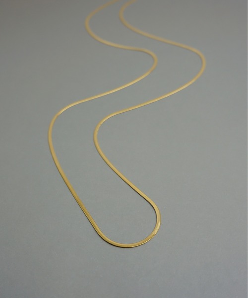 ieLS（イエルズ）の「金属アレルギー対応「ieLS」ステンレス フラットスネークチェーン2mm ロングネックレス（ネックレス・レディース・ゴールド/シルバー・70cm）」の3枚目の写真