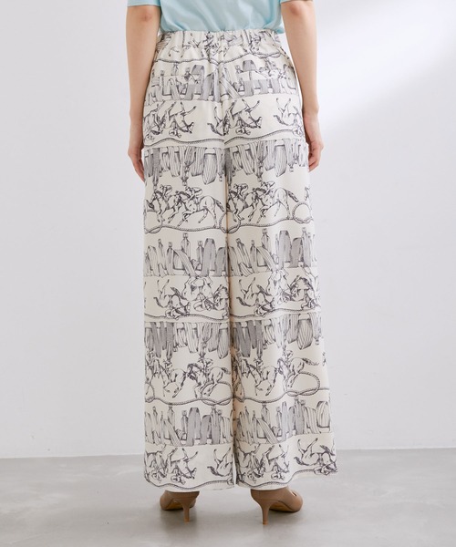 ROPE'（ロペ）の「【洗える】ヴィンテージスカーフプリントワイドパンツ（その他パンツ・レディース・ネイビー/ピンク系その他2・36/38）」の14枚目の写真