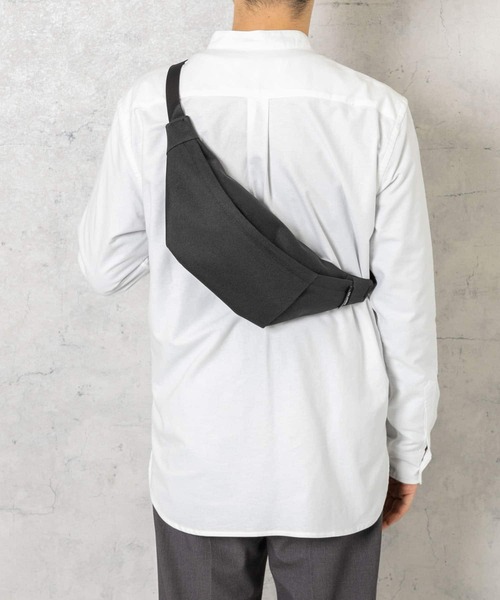 RODE SKO(ロデスコ)の「『別注』RODE SKO×Un coeur 撥水ボディバッグ(ボディバッグ/ウエストポーチ・メンズ・ブラック/グレー・ONE)」の12枚目の写真