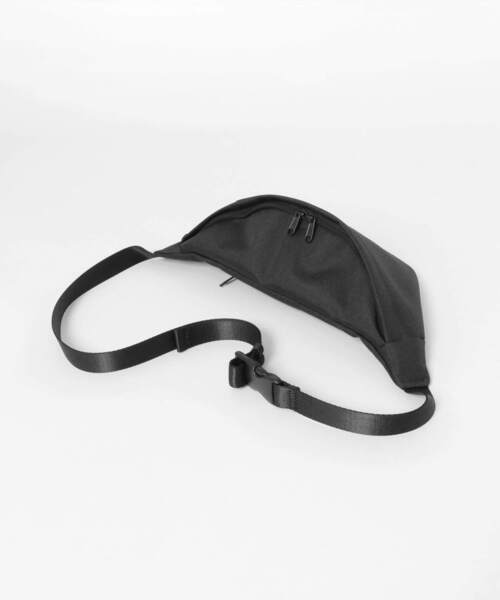 RODE SKO(ロデスコ)の「『別注』RODE SKO×Un coeur 撥水ボディバッグ(ボディバッグ/ウエストポーチ・メンズ・ブラック/グレー・ONE)」の15枚目の写真